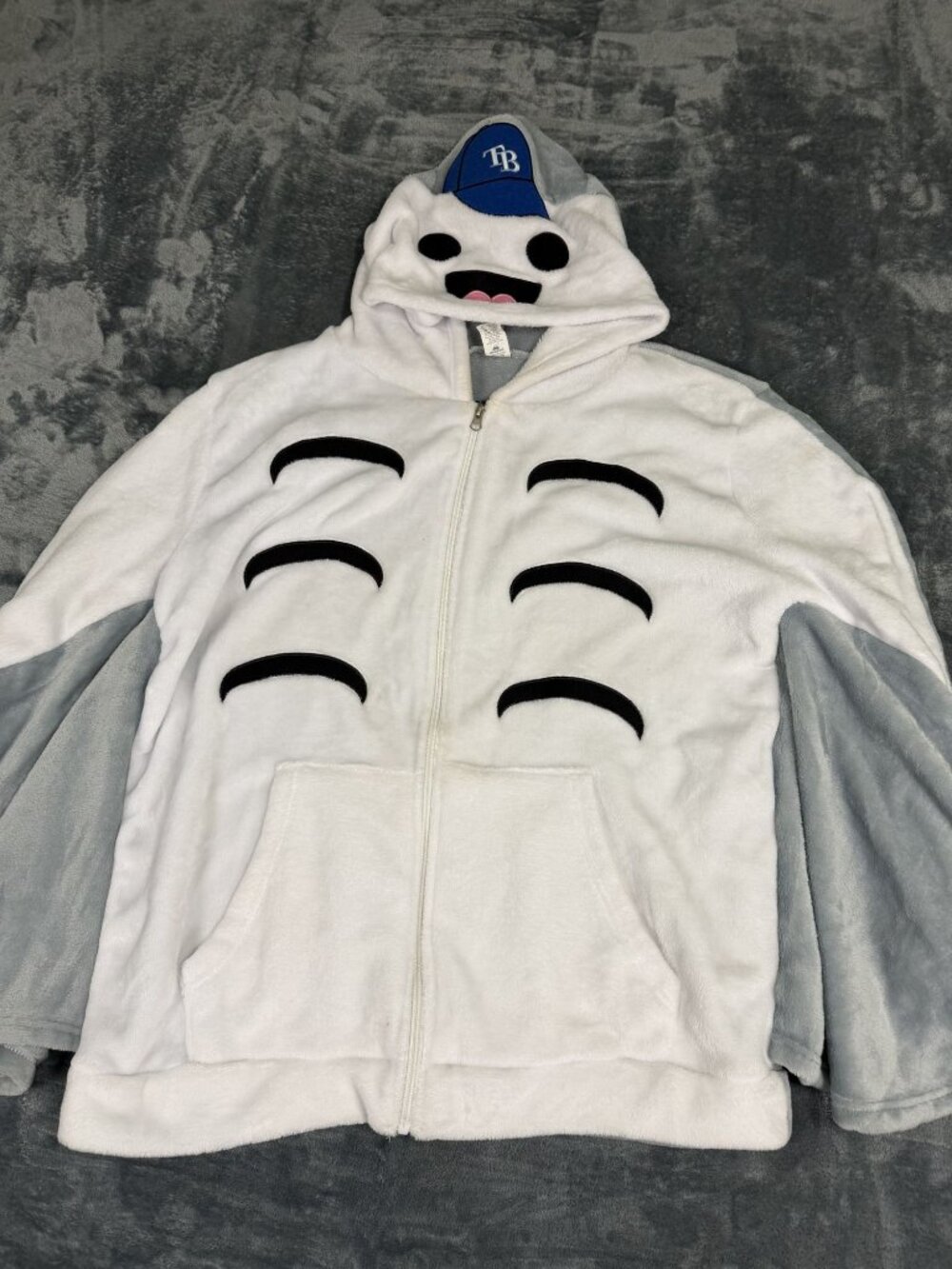 TB Womens White & Gray Plush Character Hoodie Jacket XL